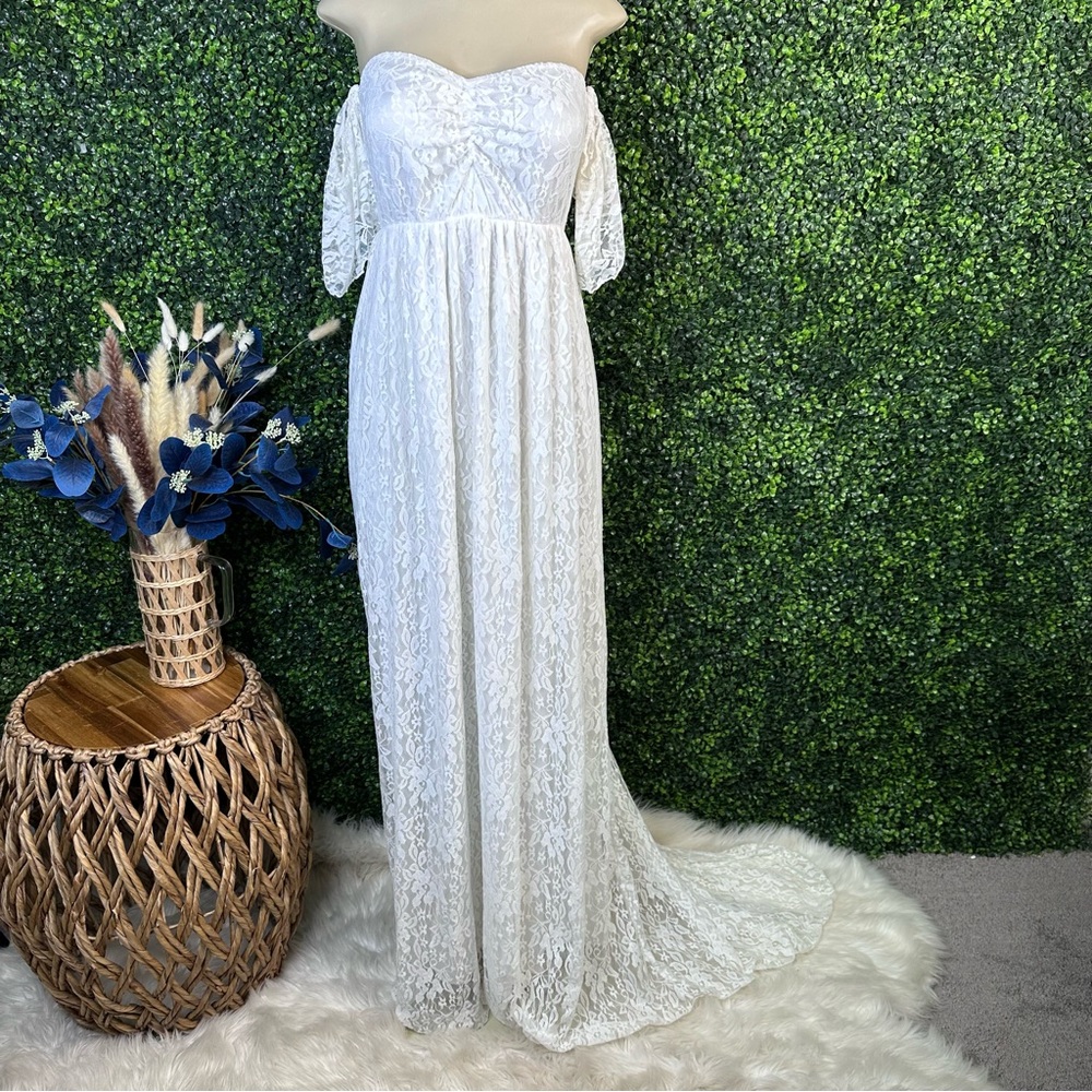 Nwt Elegant‎ White Lace Off-Shoulder maternity Gown
